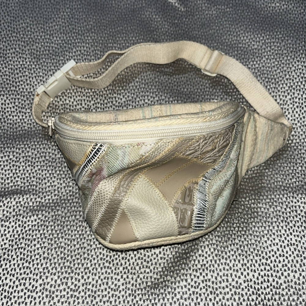 Vintage 1980's Patchwork Design Belt Bag Fanny Pack Tapestry Neutral